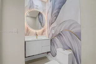 694 NE 76th St, Miami, FL 33138 - Photo 10