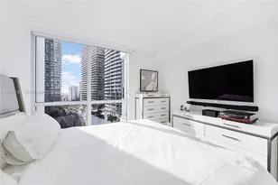 1080 Brickell Ave, Miami, FL 33131 - Photo 6