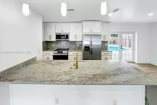 2101 N 56th Ave, Hollywood, FL 33021 - Photo 12
