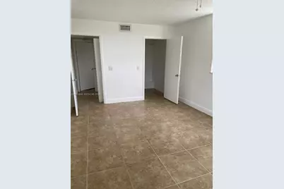 8255 Lake Dr #401, Doral, FL 33166 - Photo 8