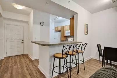 6001 SW 70th St #252, South Miami, FL 33143 - Photo 4