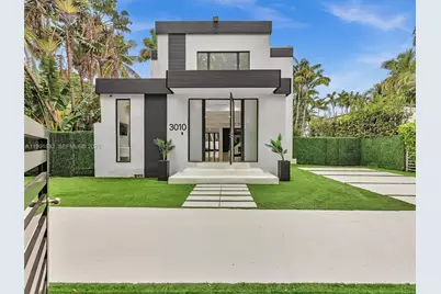 3010 Alton Rd, Miami Beach, FL 33140 - Photo 2