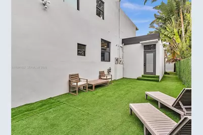 3010 Alton Rd, Miami Beach, FL 33140 - Photo 48