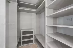 88 SW 7th St, Miami, FL 33130 - Photo 26