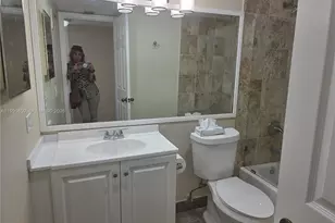 8100 Geneva Ct, Doral, FL 33166 - Photo 28