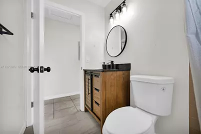 2934 NW 94th St, Miami, FL 33147 - Photo 50