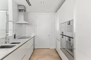 10203 Collins Ave, Bal Harbour, FL 33154 - Photo 6