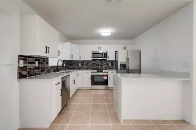 1601 SW 32nd Pl, Fort Lauderdale, FL 33315 - Photo 8