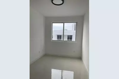 170 SE 14th St #3005, Miami, FL 33131 - Photo 10