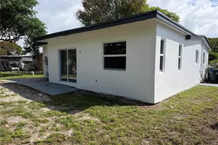 1766 Lauderdale Manor Dr, Fort Lauderdale, FL 33311 - Photo 24