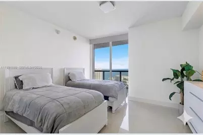 465 Brickell Ave #3905, Miami, FL 33131 - Photo 12