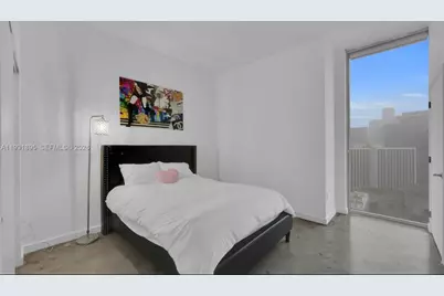 151 SE 1st St #2411, Miami, FL 33131 - Photo 18