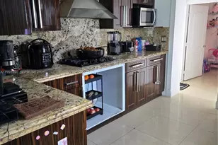 234 E 44th St, Hialeah, FL 33013 - Photo 6