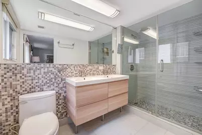 1532 Drexel Ave #202, Miami Beach, FL 33139 - Photo 14