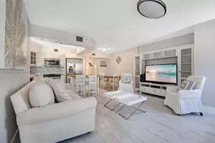 1532 Drexel Ave, Miami Beach, FL 33139 - Photo 2