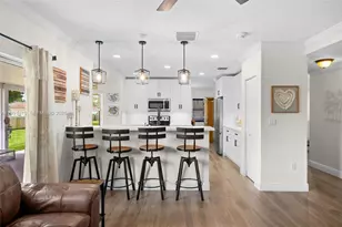 9128 SW 211th Ln, Cutler Bay, FL 33189 - Photo 6