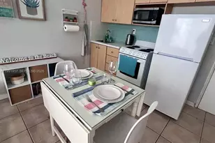 3700 Collins Ave, Miami Beach, FL 33140 - Photo 2