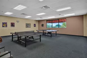 8900 Washington Blvd, Pembroke Pines, FL 33025 - Photo 18