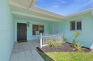2725 SE 2nd Ct, Pompano Beach, FL 33062 - Photo 1