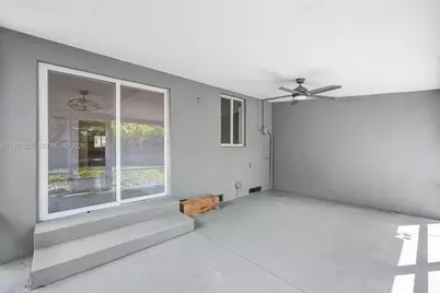 438 Mendoza Ave, Coral Gables, FL 33134 - Photo 18
