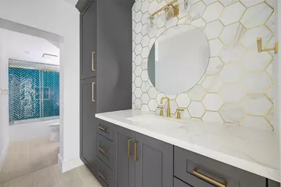 438 Mendoza Ave, Coral Gables, FL 33134 - Photo 14