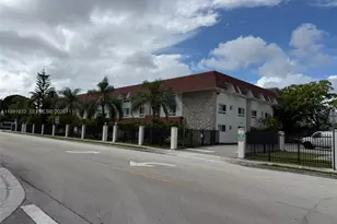 7251 SW 82nd St, Miami, FL 33143 - Photo 12