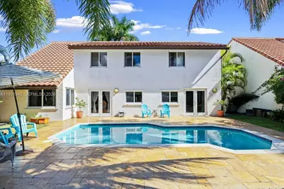 2560 Bass Way #2560, Cooper City, FL 33026 - Photo 4