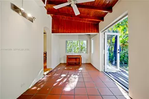 720 NE 75th St, Miami, FL 33138 - Photo 22