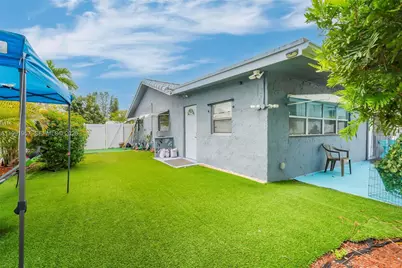 7211 NW 76th St, Tamarac, FL 33321 - Photo 24