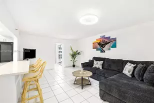 2401 Collins Ave, Miami Beach, FL 33140 - Photo 10