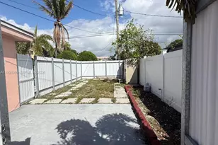 625 E 8th Ln, Hialeah, FL 33010 - Photo 20