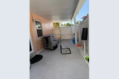 625 E 8th Ln, Hialeah, FL 33010 - Photo 40