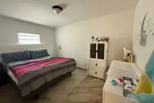 625 E 8th Ln, Hialeah, FL 33010 - Photo 12