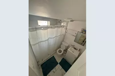 625 E 8th Ln, Hialeah, FL 33010 - Photo 24