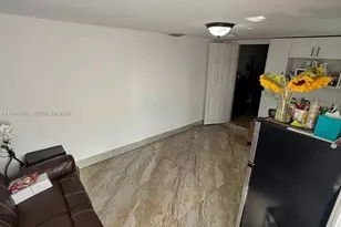 625 E 8th Ln, Hialeah, FL 33010 - Photo 22