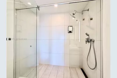 2000 Metropica Way #2208, Sunrise, FL 33323 - Photo 16