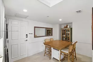 350 S Miami Ave, Miami, FL 33130 - Photo 12