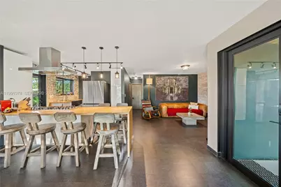 4315 SW 97th Ct, Miami, FL 33165 - Photo 4