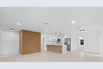 7570 Venetian St, Miramar, FL 33023 - Photo 8