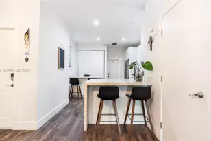 3889 Tree Top Dr, Weston, FL 33332 - Photo 10