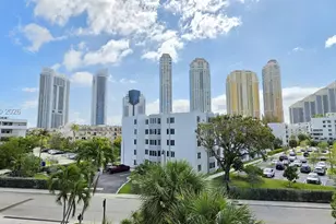 17900 N Bay Rd, Sunny Isles Beach, FL 33160 - Photo 4