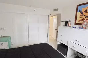 17900 N Bay Rd, Sunny Isles Beach, FL 33160 - Photo 14