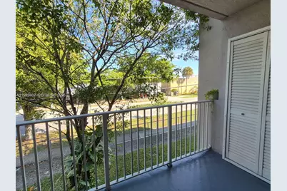 2660 W 76th St #207, Hialeah, FL 33016 - Photo 14