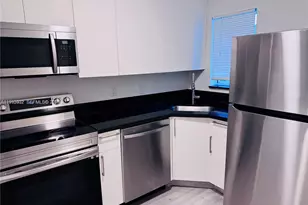 2660 W 76th St, Hialeah, FL 33016 - Photo 4