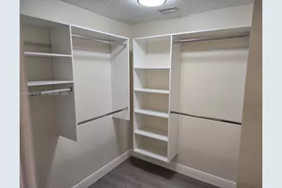 302 Lakeview Dr #E, Royal Palm Beach, FL 33411 - Photo 18