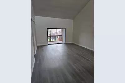 302 Lakeview Dr #E, Royal Palm Beach, FL 33411 - Photo 26