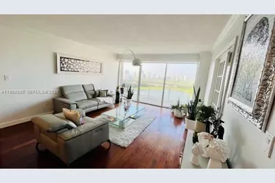 3731 N Country Club Dr #2225, Aventura, FL 33180 - Photo 4