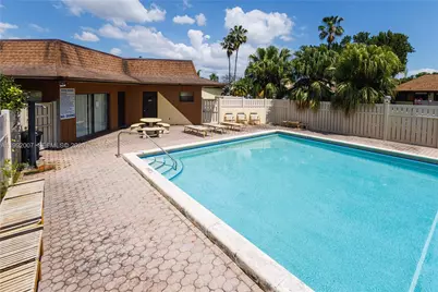 723 Banks Rd, Margate, FL 33063 - Photo 36