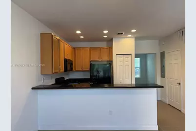 14733 SW 11th St #14733, Pembroke Pines, FL 33027 - Photo 2