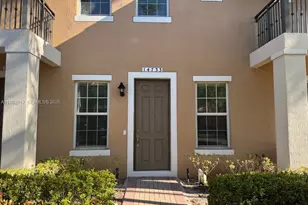 14733 SW 11th St, Pembroke Pines, FL 33027 - Photo 1